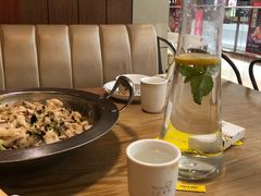 -小鱼小牛·鱼牛干锅·脆鱼火锅(世欧广场店)