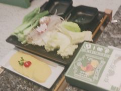 -一席地·本地鸡窝·杭帮鸡火锅(萧山银隆百货店)