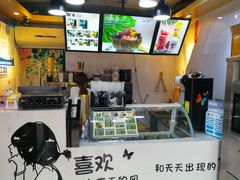 -津椰本·海南正宗椰奶清补凉(店一店)