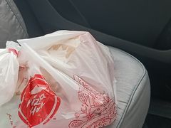 -必胜客(松江三湘宅急送店)