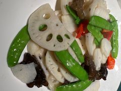 -荷塘秋月·本帮江浙菜(国权路店)