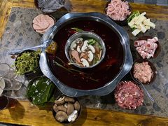 -正南齊北重庆老火锅(光华村直营店)