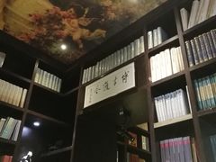 -钟书阁(松江泰晤士小镇店)