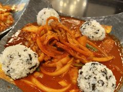 火辣无骨鸡爪-HONGA HONGA雄家(曹路店)