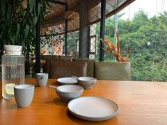 靠窗位-盐帮食坊•小河帮川菜(四川师大店)