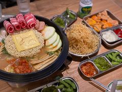 -WOW LUCKY创意韩料(龙阳广场店)