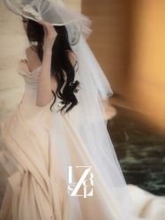 -Renee芮亦婚纱(原丽莎)