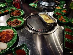 -欧巴炭烤肉오빠숯불구이(南京东路店)