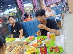 -新艺自助美食城(中山路店)