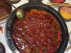 -卤校长老火锅(杨家坪直营店)