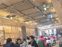 大堂-稻香酒家·34年老字号·港式粤菜(汉街店)