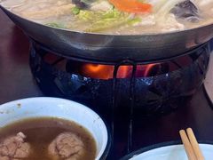 -金卯白肉罩火烧