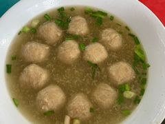 丸子汤-大华猪肉粿条面