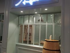 -安格丽娜·狗咖·猫咖羊驼咖(春熙路百盛商场店)