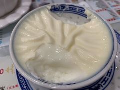 -广信牛奶甜品世家(台东店)