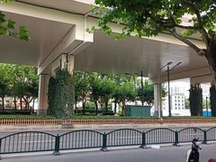 -中山北路(地铁站)