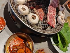 -草家酱蟹炭火烤肉店(珲春南路一店)