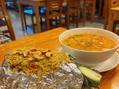 -两兄弟Song Pee Nong(2号店)