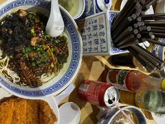 -沪西老弄堂面馆(定西路店)