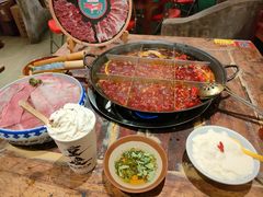 -周小明火锅(黑金冠社区店)