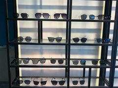 -Trend1881视光·蔡司视觉(领展广场店)