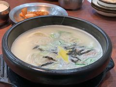 饺子雪浓汤-神仙雪浓汤(明洞店)