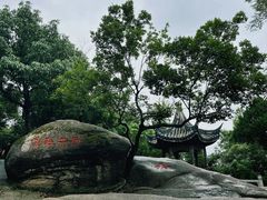 -灵岩山风景区