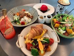 鹅肝滑蛋可颂全餐-玲婧胡同·生日蛋糕·餐厅(嘉里城店)