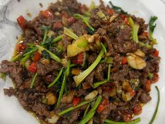 -湖南人家湘菜馆(镇江路店)