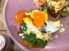 -FLOVIE FLORIST CAFE