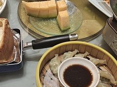 -小菜园新徽菜(宜兴八佰伴店)