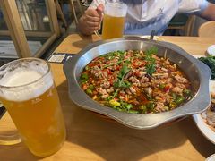 -兔行天下-鸿鹤鲜锅兔(中海国际店)