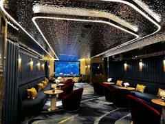 -迪拜帆船酒店海底餐厅