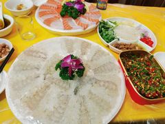 -官塘陈记鱼生·潮汕砂锅粥·牛肉火锅(潮枫路总店)