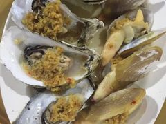 -岛中岛·海鲜大排档·万宁老字号(东澳店)