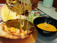 芝士三多鸡腿焗保龄球-阿飛冰室(下沙店)