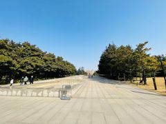 -上海市龙华烈士陵园