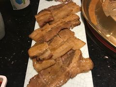 黑猪五花肉-猪啊牛呀羊啊铜盘烤肉(正大广场店)