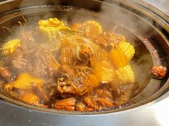 -锅老头海鲜铁锅炖