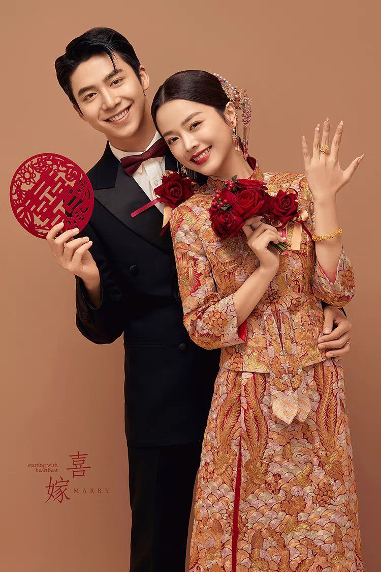 新中式龙凤褂婚纱照