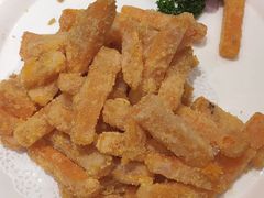 咸蛋黄焗南瓜-新侨小馆(东直门北小街店)