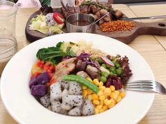 -F+轻食健身赋能空间(中华北路国贸商场店)