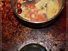 -六公里老火锅(总店)
