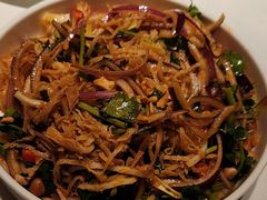 -八府香鸭·啫啫煲(华山路店)