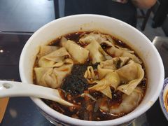 红汤辣馄饨-锡笼记·无锡小笼(新明路店)