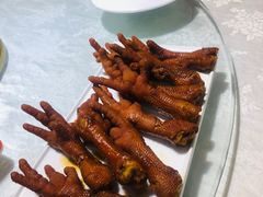 -茸梅路右拐龙虾-农家菜(松江店)