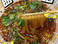 -郎吞虎咽酸辣粉(第一桥店)