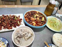 -彭记老妈蹄花(文化路店)
