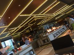-大中华希尔顿酒店-念自助餐·嗨啤·小龙虾