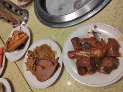 -鑫海汇海鲜烤肉火锅自助(七彩城店)
